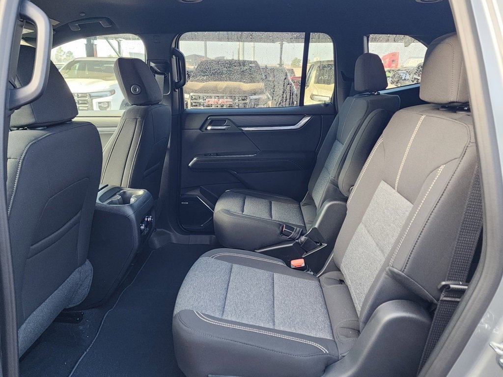 New 2026 GMC Acadia Elevation image 43