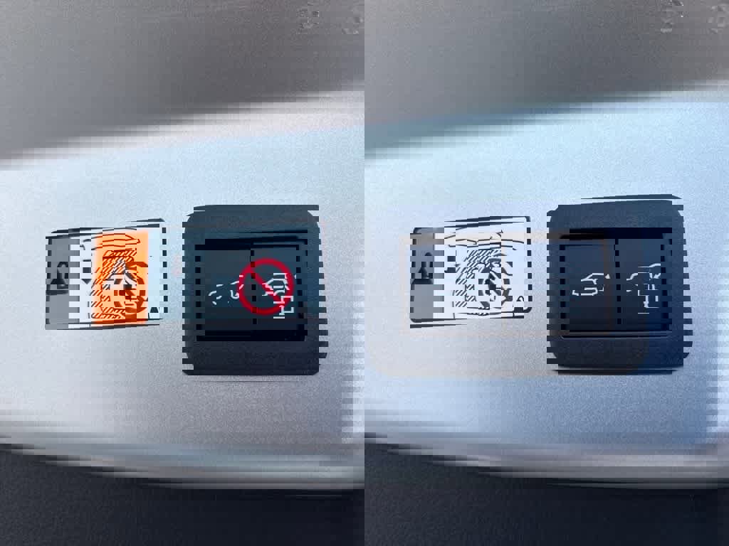 New 2026 Toyota Prius Plug-In Hybrid image 30