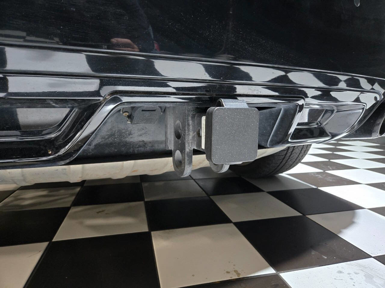 Used 2013 Porsche Cayenne GTS image 28