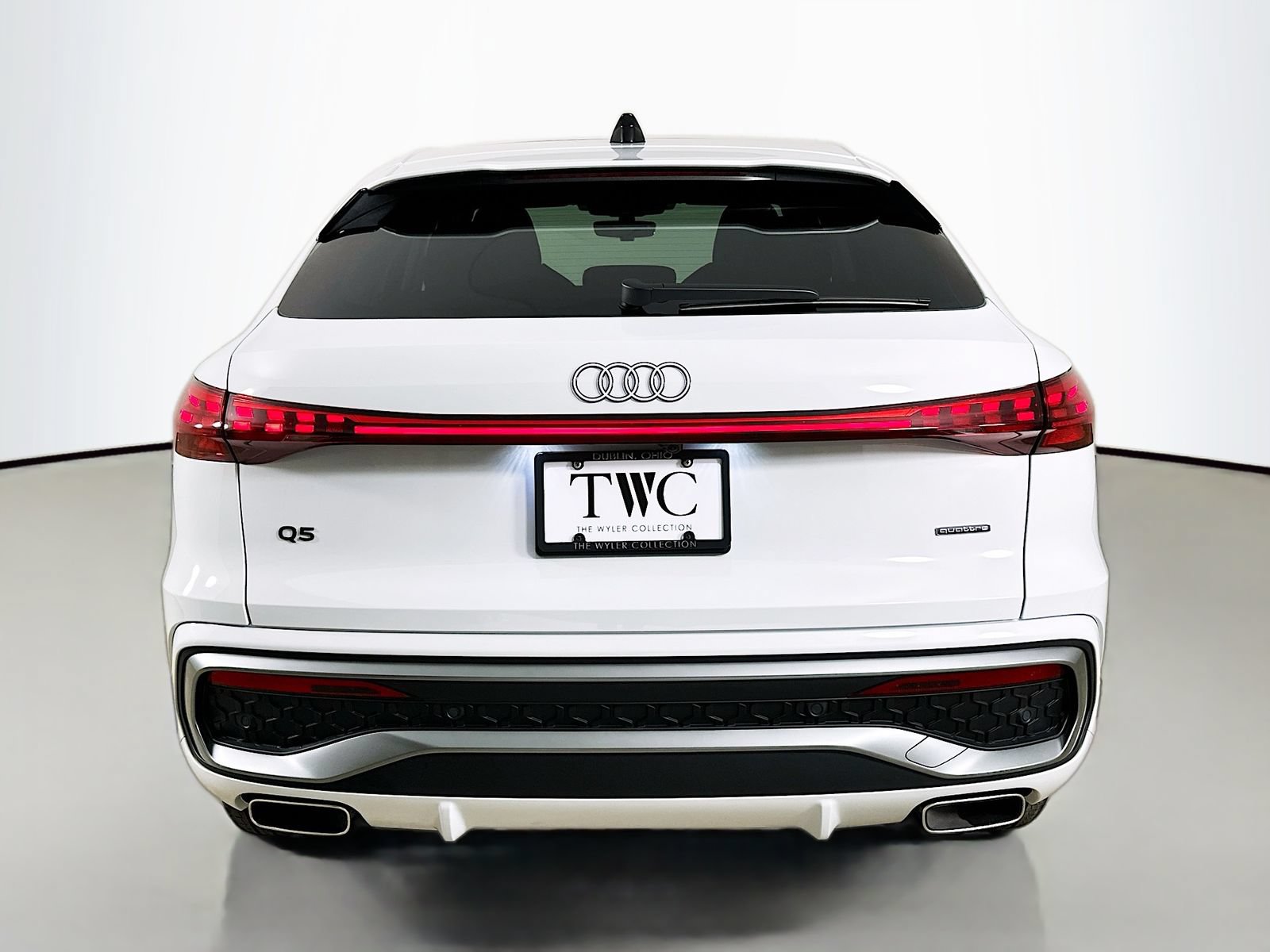 New 2026 Audi Q5 Premium Plus AWD/4WD image 6