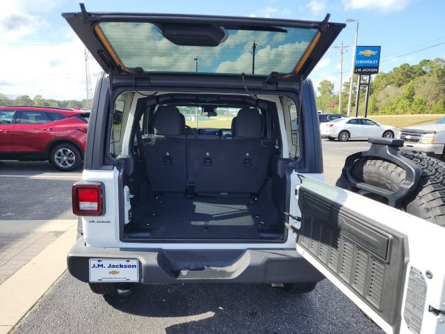 Used 2024 Jeep Wrangler Unlimited Sport AWD/4WD image 13
