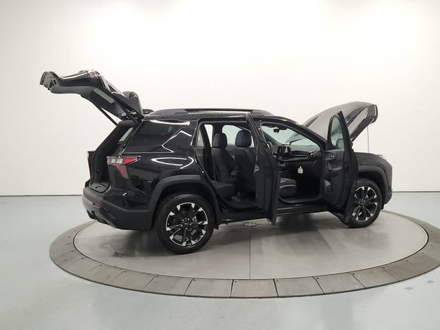 New 2027 Chevrolet Equinox RS w/ Safety and Technology Package FWD image 16