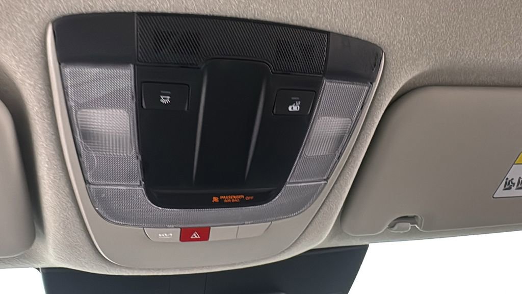 New 2025 Kia Niro EX image 29