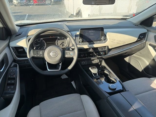 Used 2023 Nissan Rogue SV AWD/4WD image 15