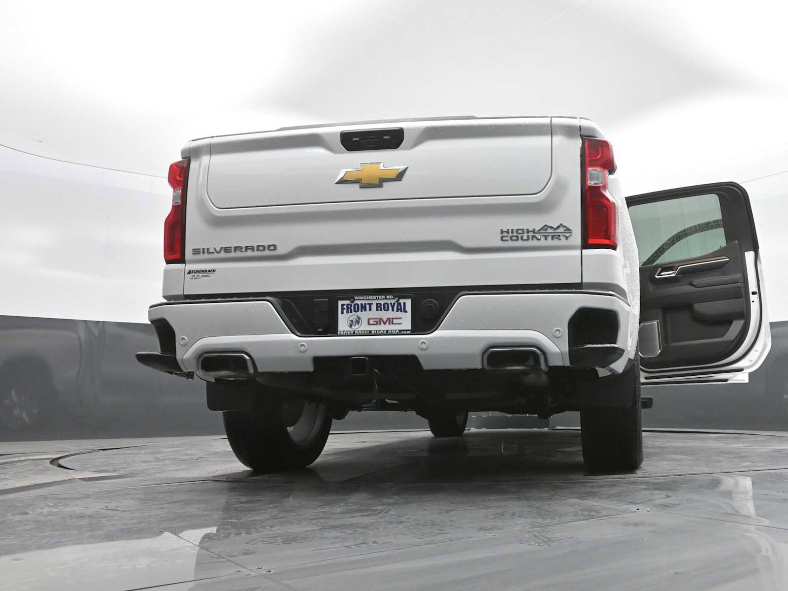 Used 2024 Chevrolet Silverado 1500 High Country image 49