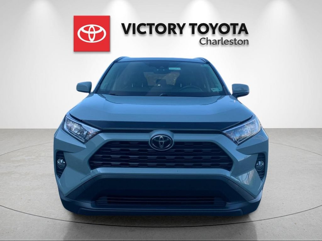 Used 2020 Toyota RAV4 XLE Premium AWD/4WD image 8