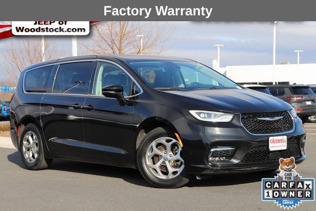 Used 2024 Chrysler Pacifica Limited image 1