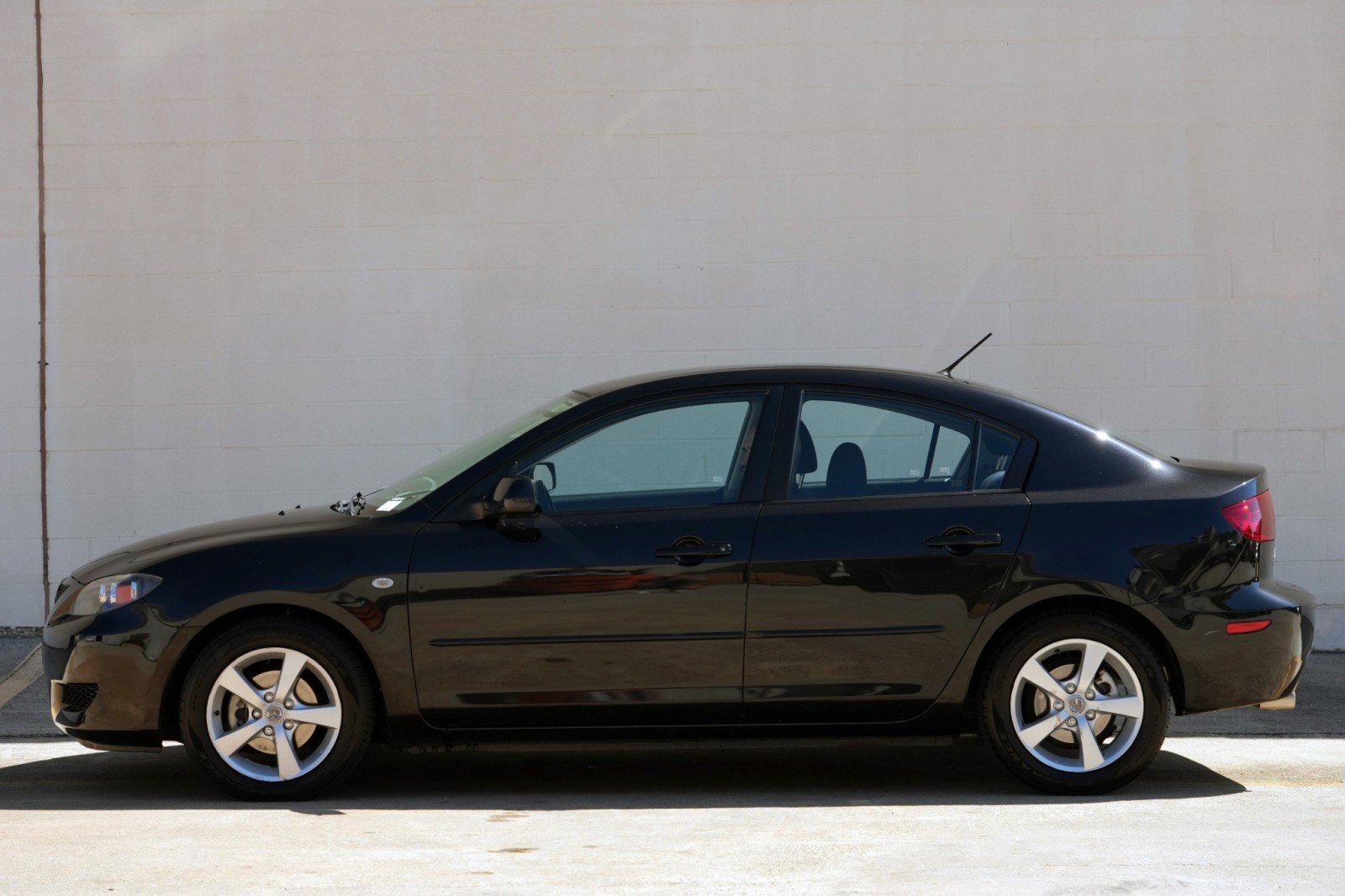 Used 2006 MAZDA MAZDA3 i Touring FWD image 8
