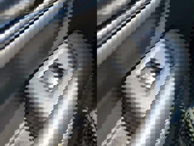 Used 2022 GMC Yukon AT4 image 12