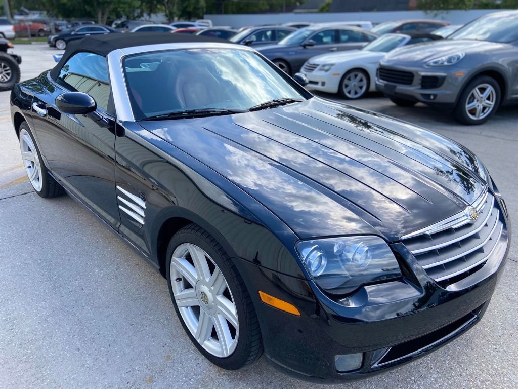 Used 2008 Chrysler Crossfire Limited RWD image 7