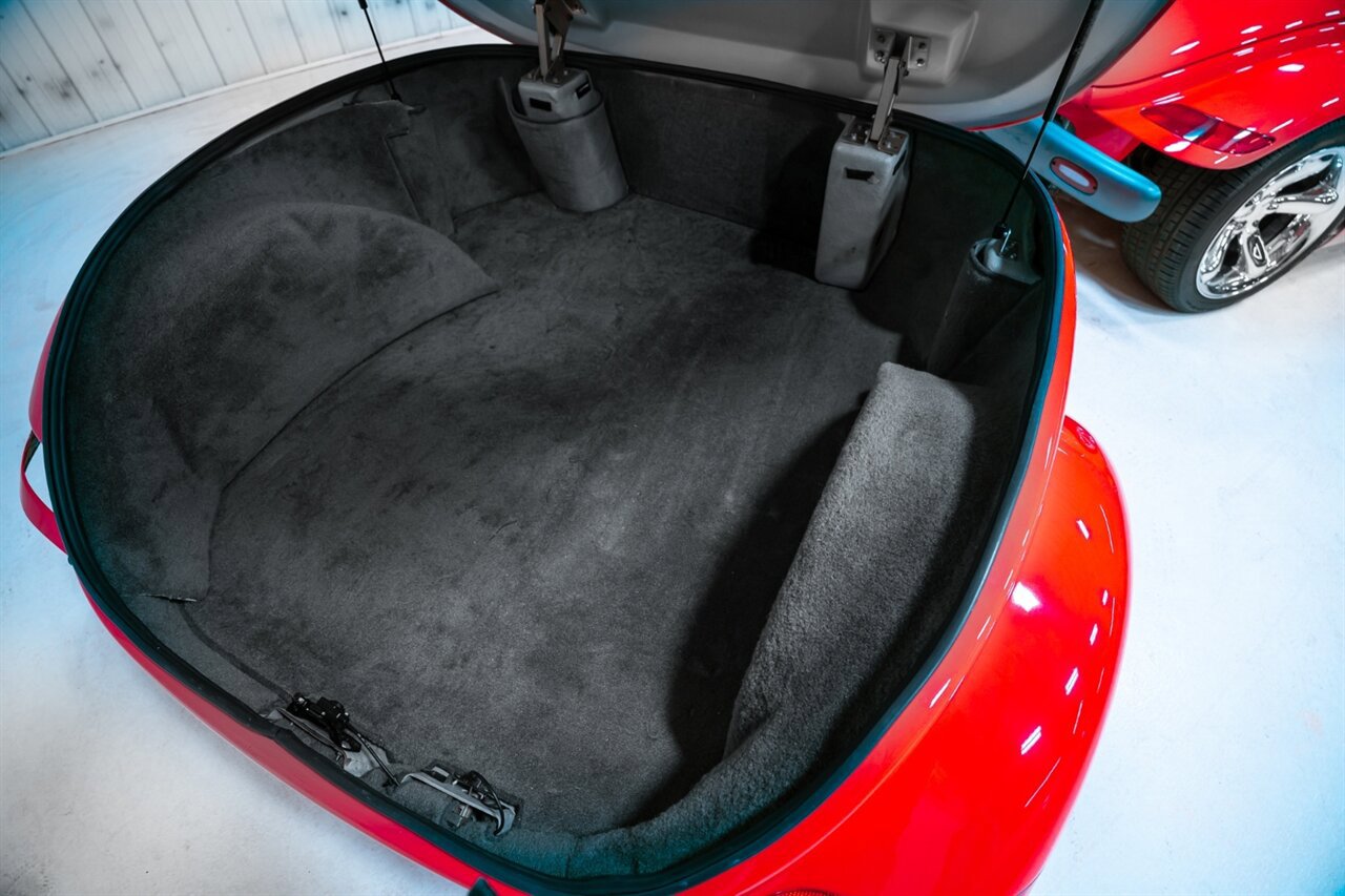 Used 1999 Plymouth Prowler RWD image 29