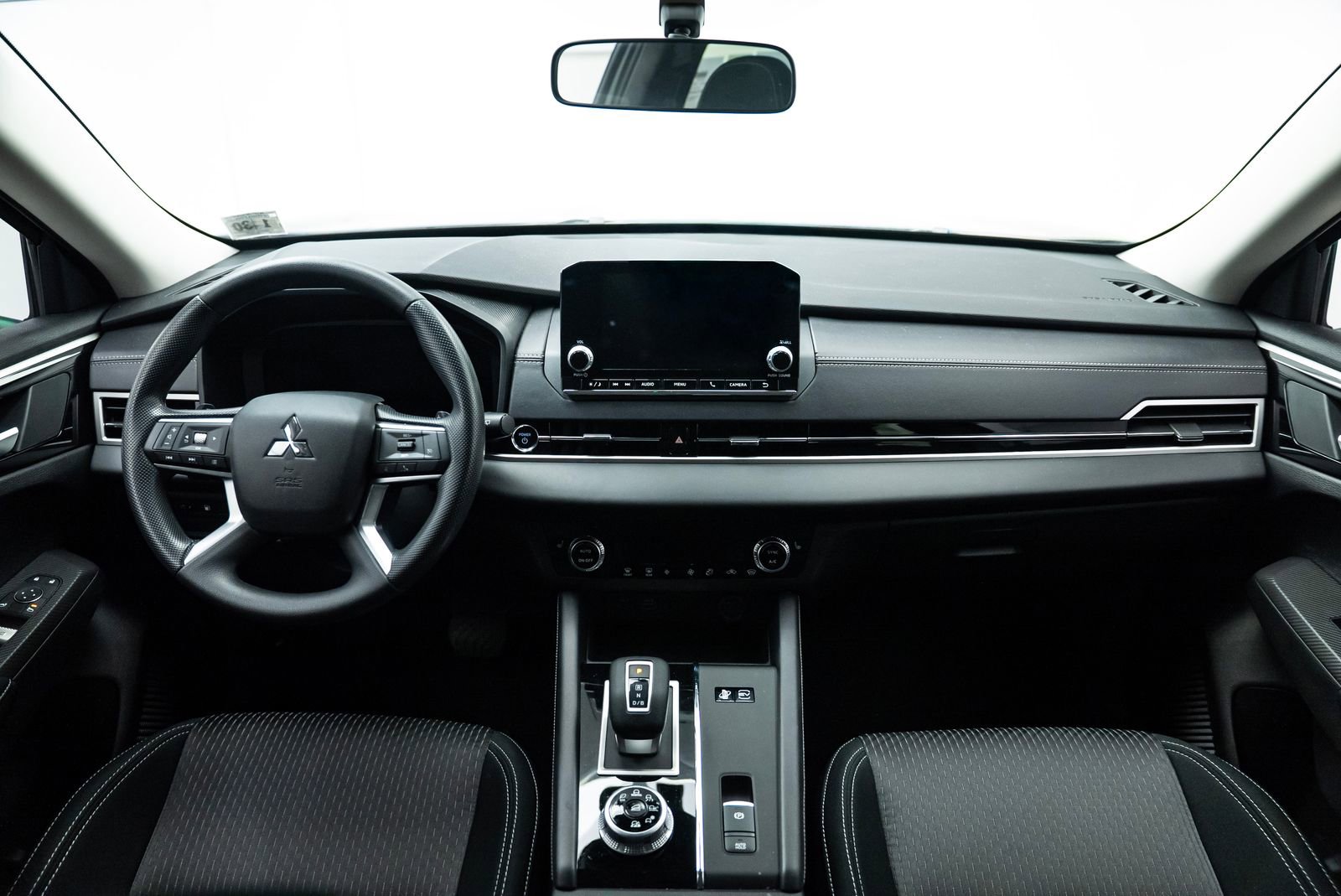 New 2026 Mitsubishi Outlander ES image 15