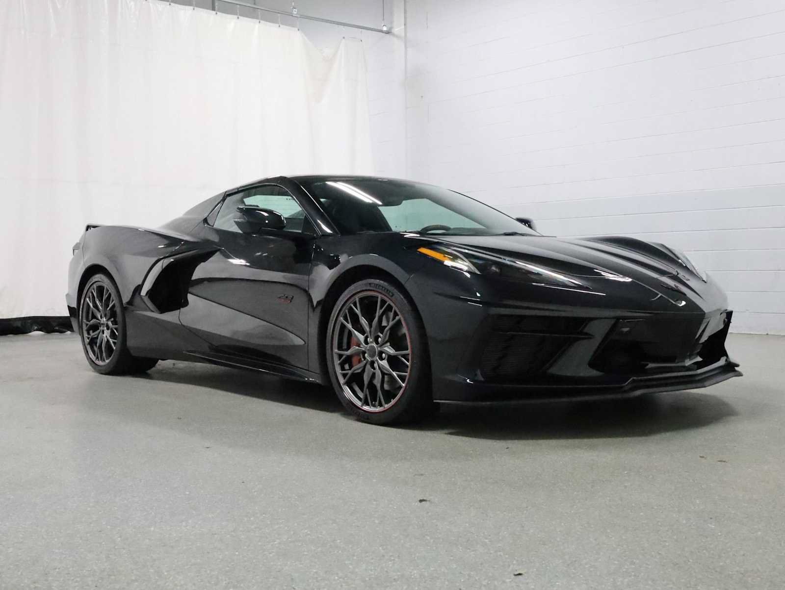 Used 2023 Chevrolet Corvette Stingray Premium Conv w/ Z51 Performance Package RWD image 13