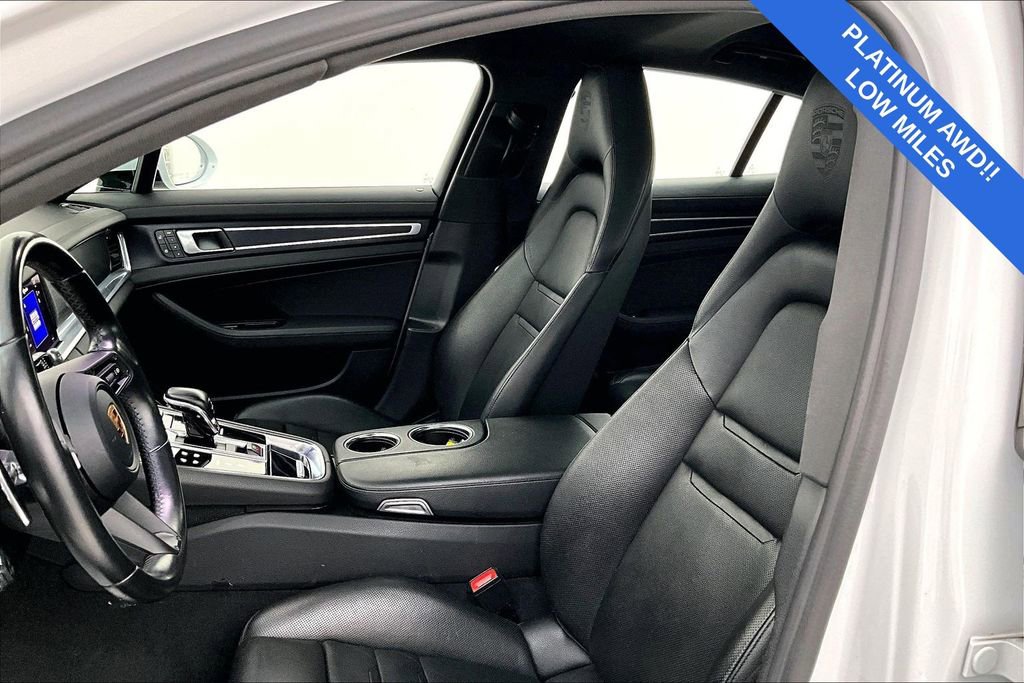 Used 2022 Porsche Panamera Platinum Edition image 31