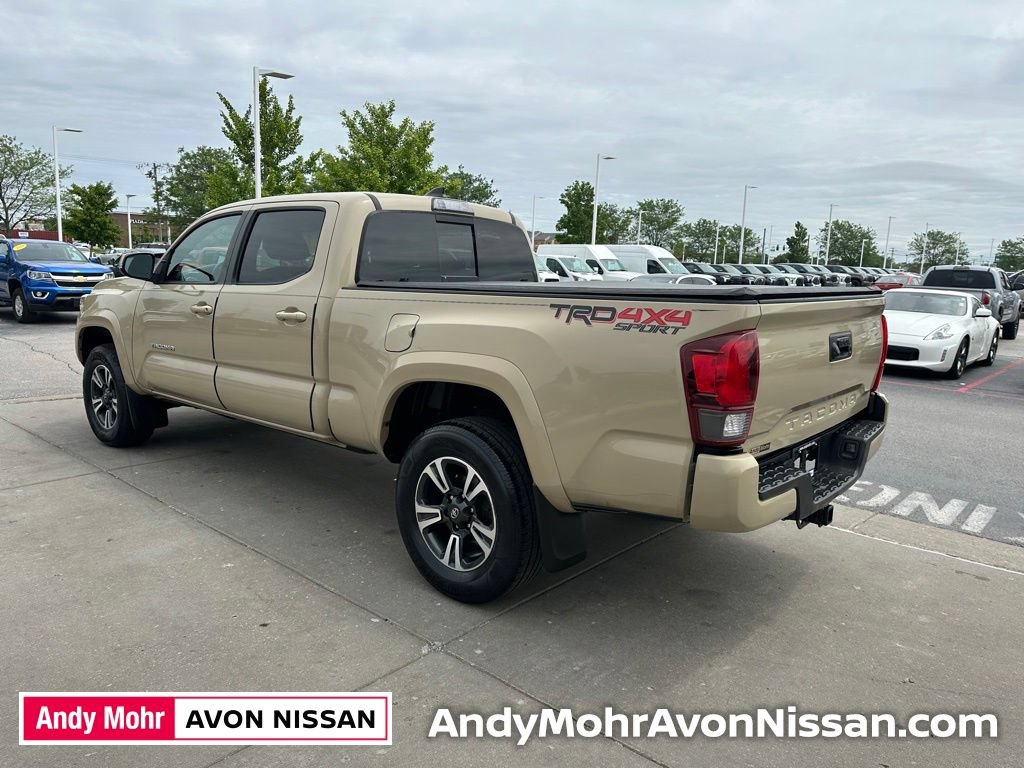 Used 2018 Toyota Tacoma TRD Sport AWD/4WD image 6
