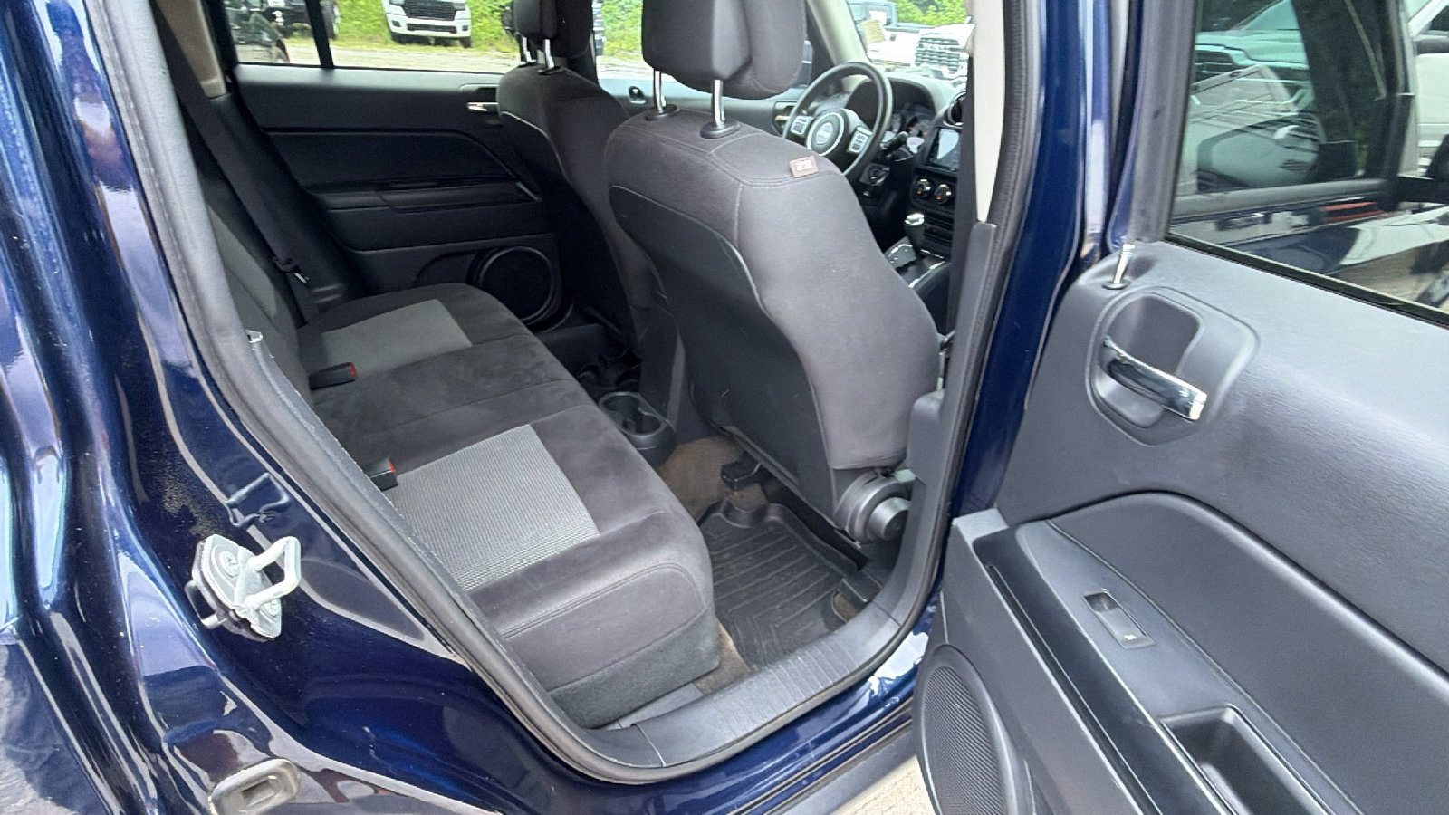 Used 2016 Jeep Patriot Sport w/ Power Value Group FWD image 21