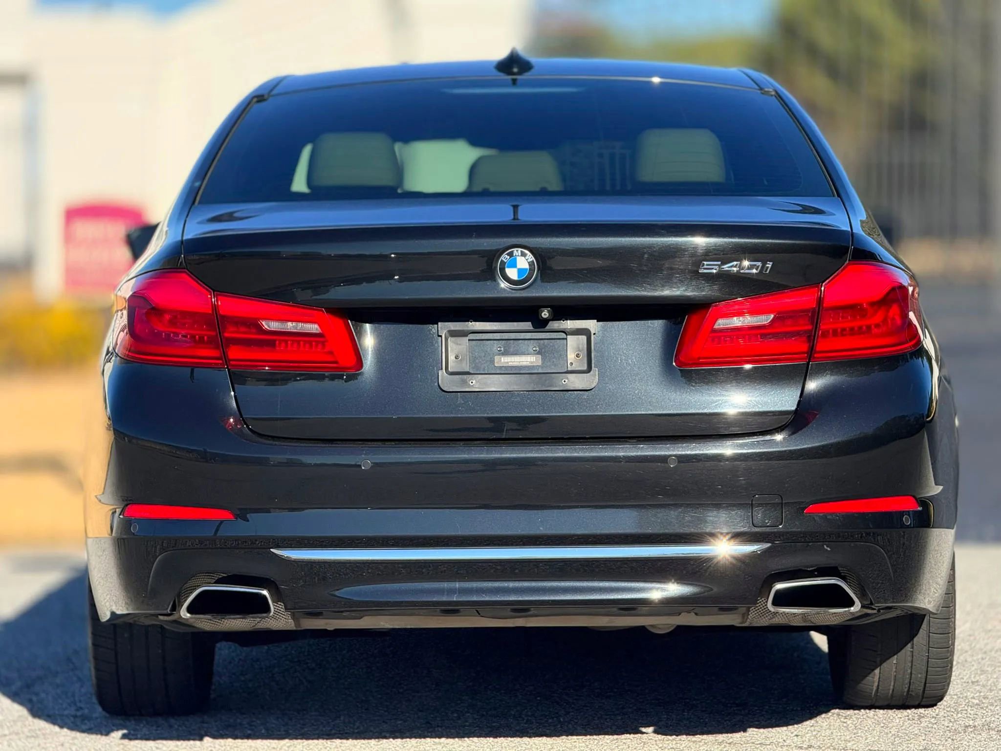 Used 2018 BMW 540i w/ Premium Package RWD image 10