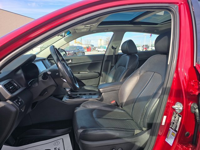 Used 2020 Kia Optima SE image 12