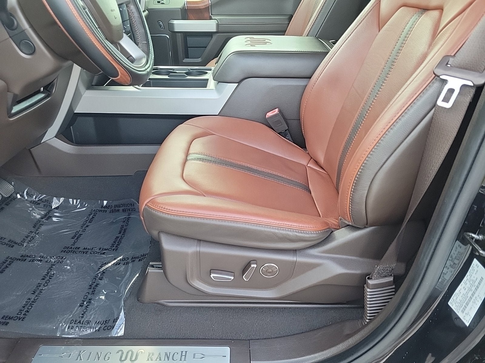 Used 2019 Ford F250 King Ranch w/ King Ranch Ultimate Package AWD/4WD image 16