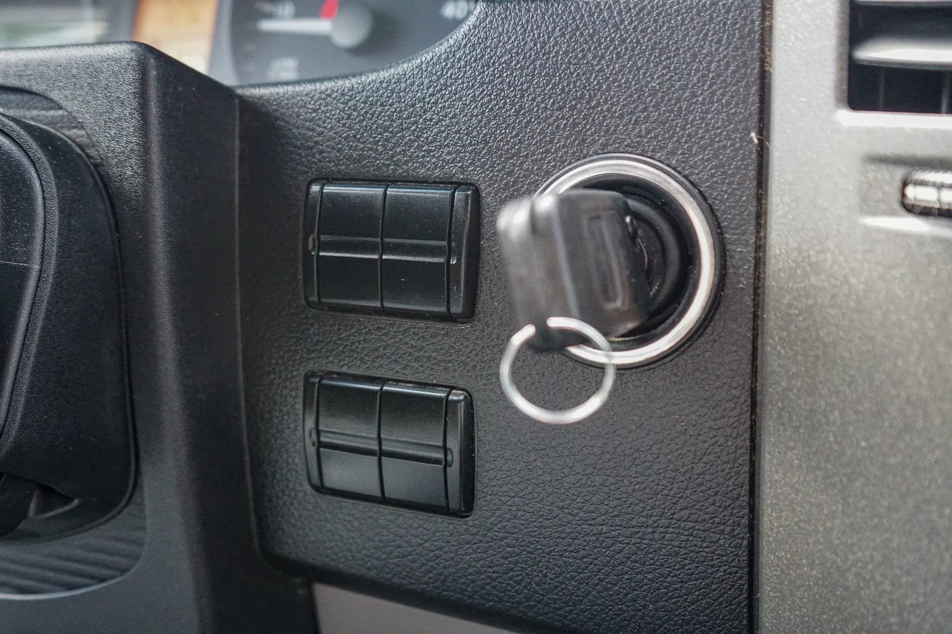Used 2016 Mercedes-Benz Sprinter 2500 image 22