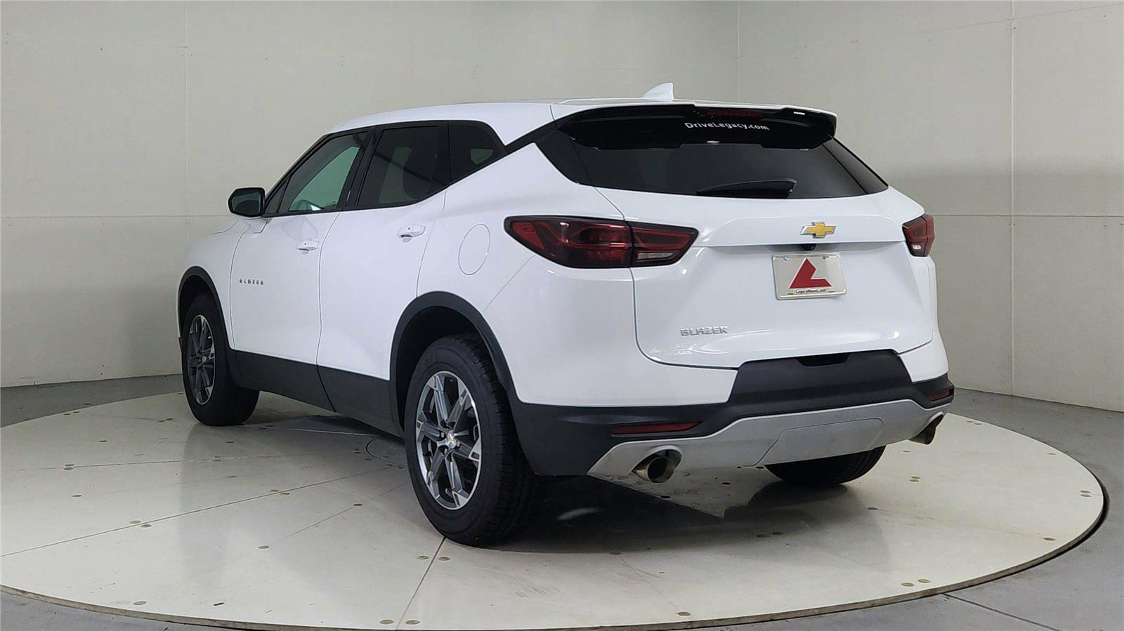 Used 2023 Chevrolet Blazer LT image 5