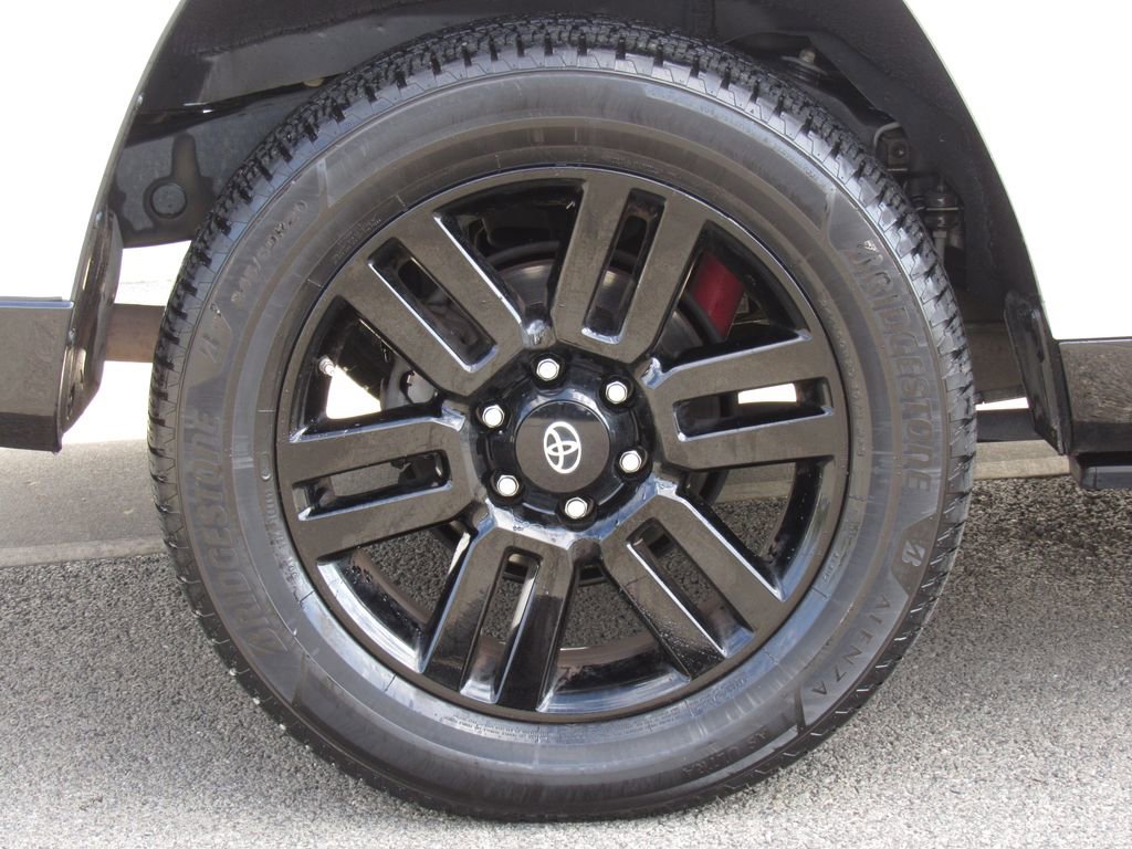 Certified 2019 Toyota 4Runner Limited AWD/4WD image 33