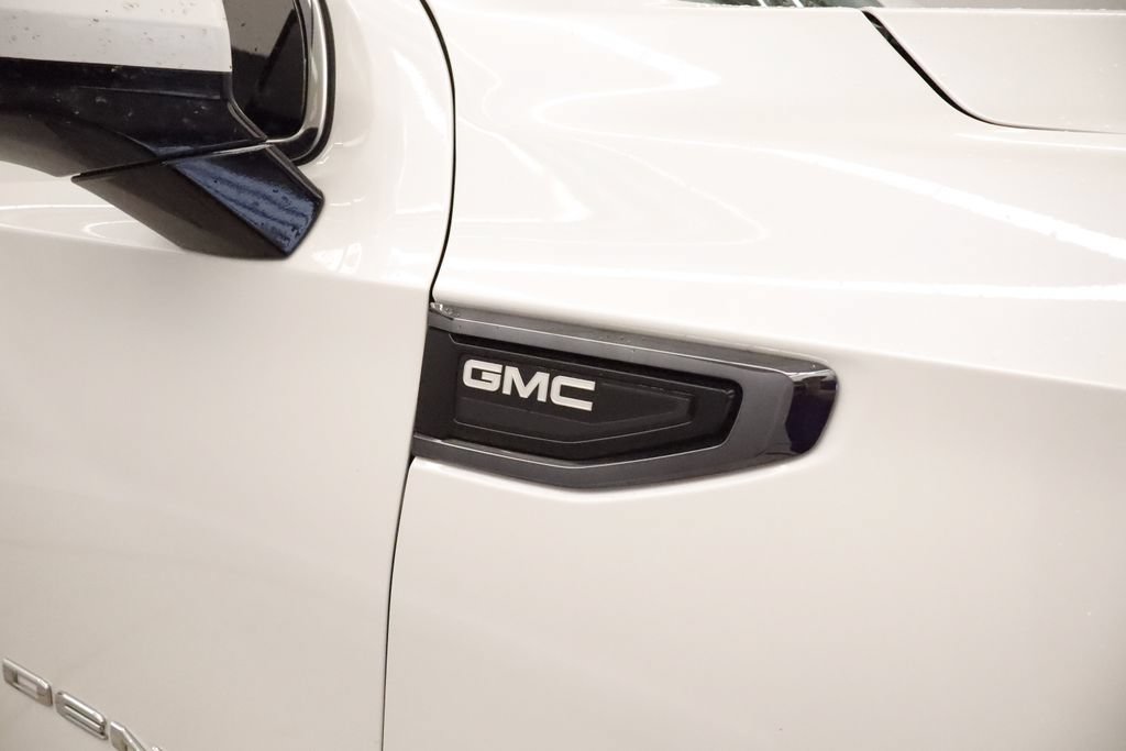 Used 2023 GMC Yukon Denali Ultimate AWD/4WD image 14