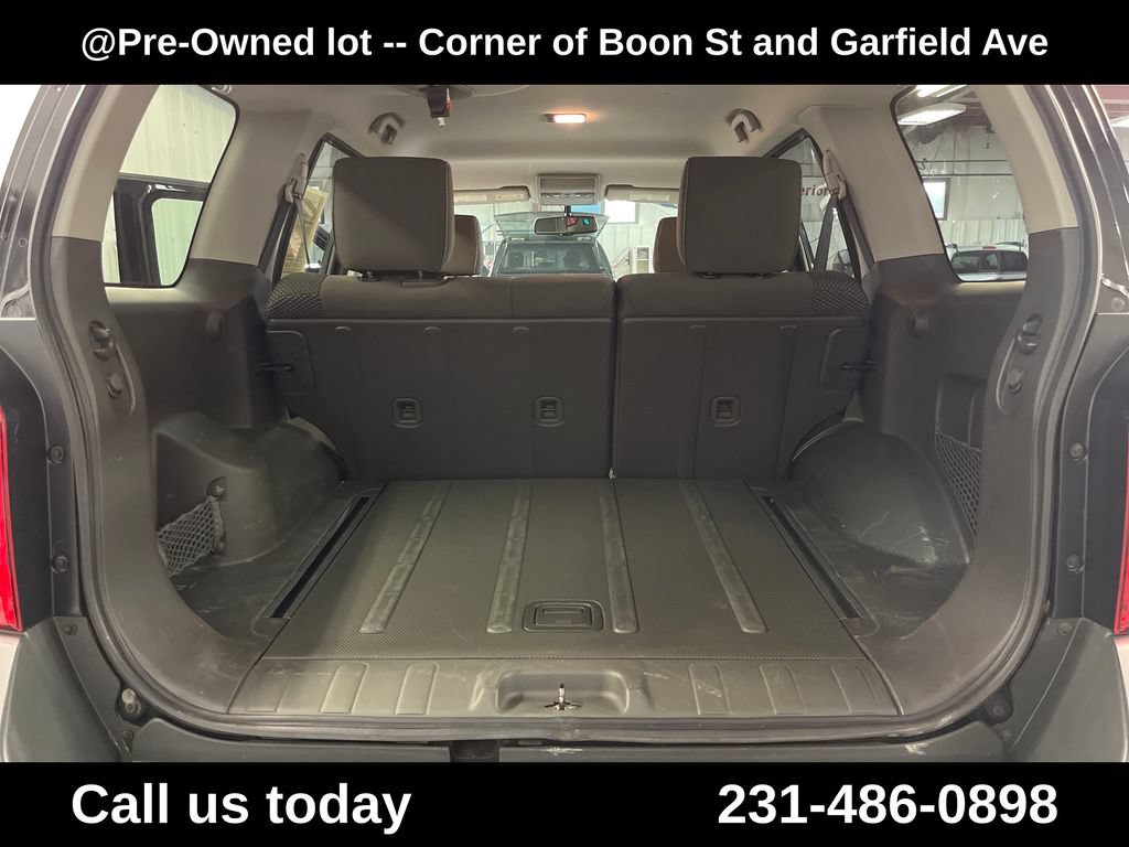 Used 2015 Nissan Xterra PRO-4X AWD/4WD image 28