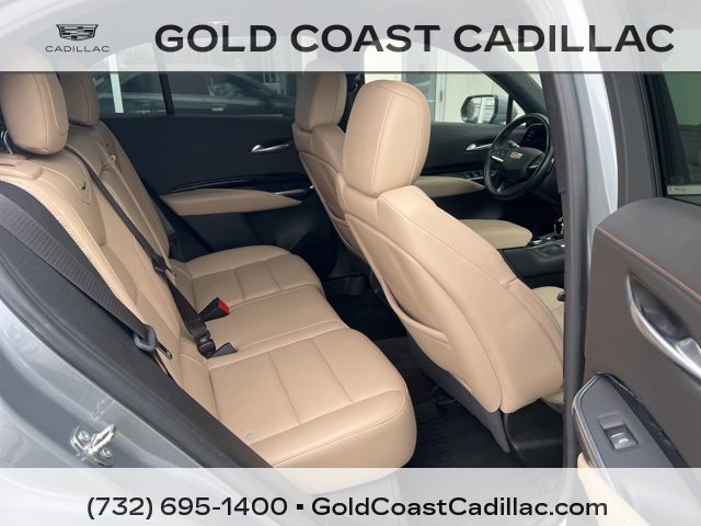 Certified 2024 Cadillac XT4 Luxury w/ Cold Weather Package image 8