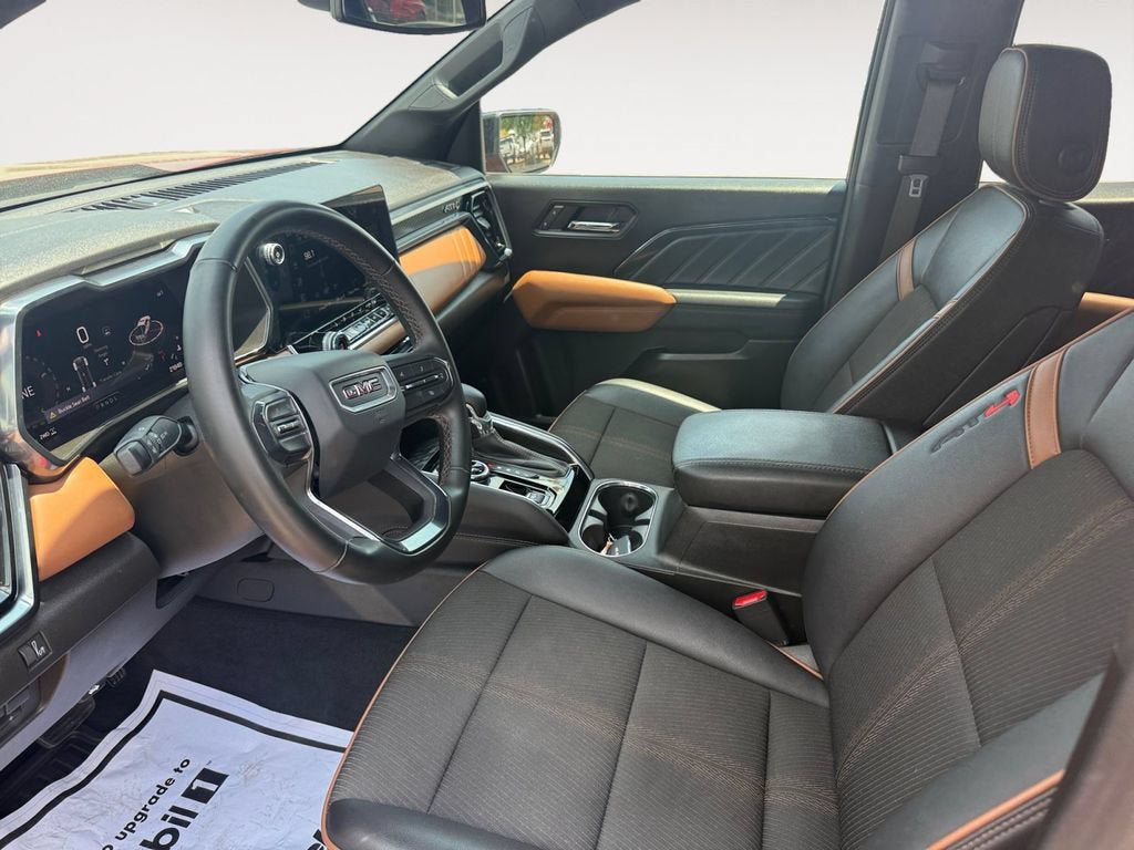 Used 2024 GMC Canyon AT4 w/ Canyon Safety Plus Package AWD/4WD image 9