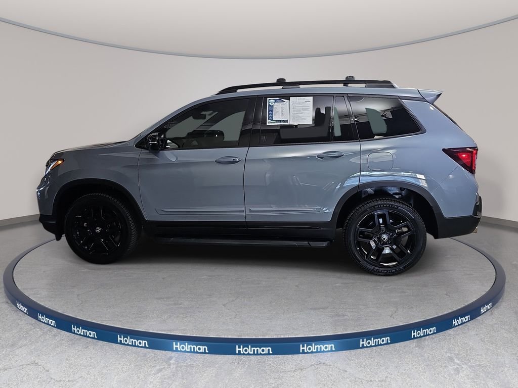 Used 2024 Honda Passport Black Edition image 9