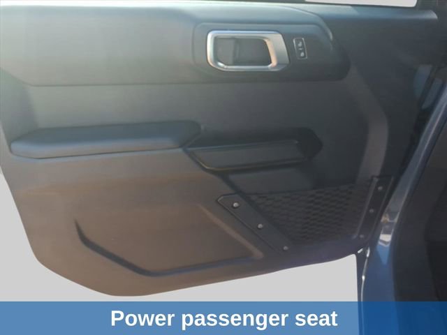 Used 2025 Ford Bronco Outer Banks AWD/4WD image 15