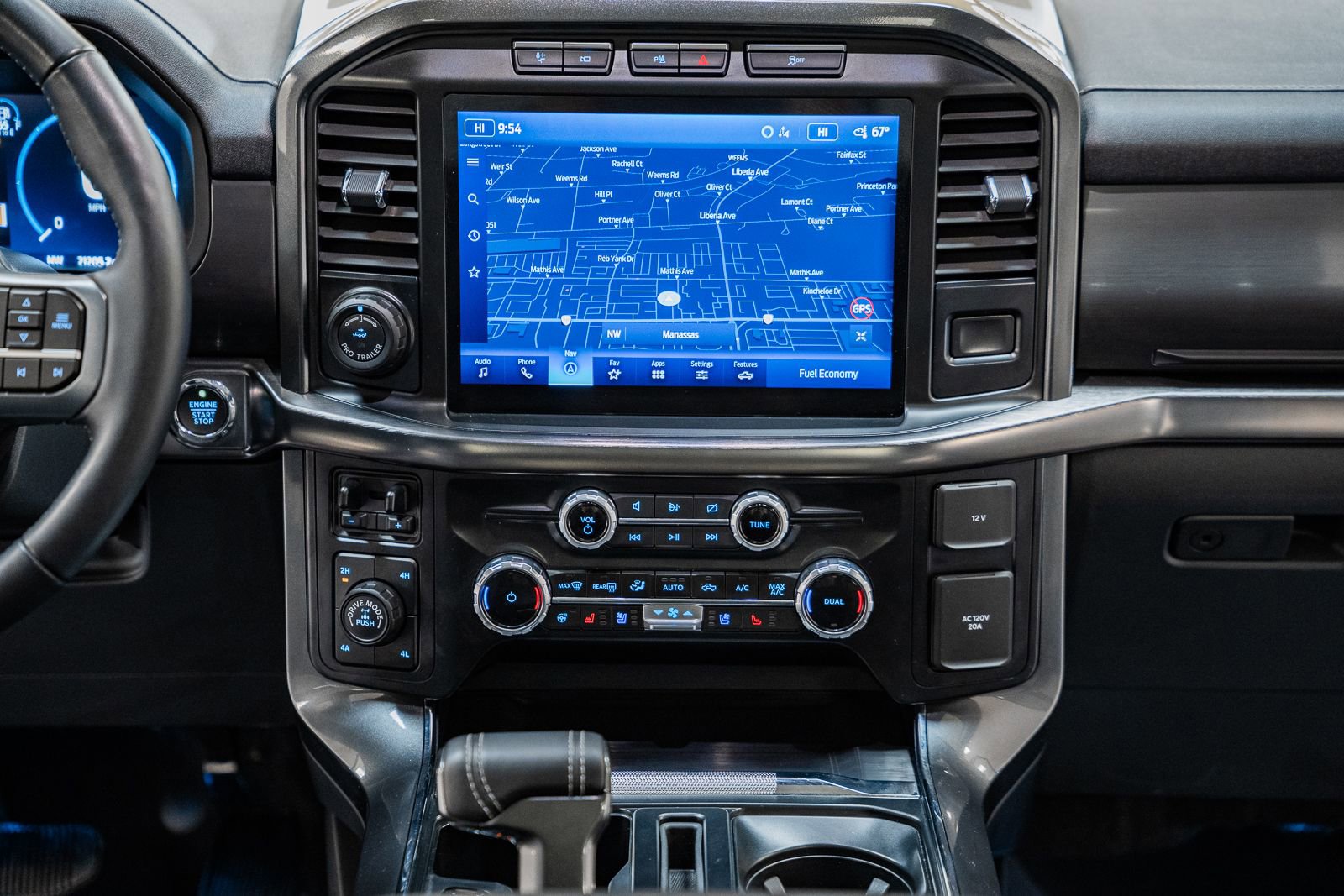 Certified 2023 Ford F150 Lariat w/ Equipment Group 502A High image 22