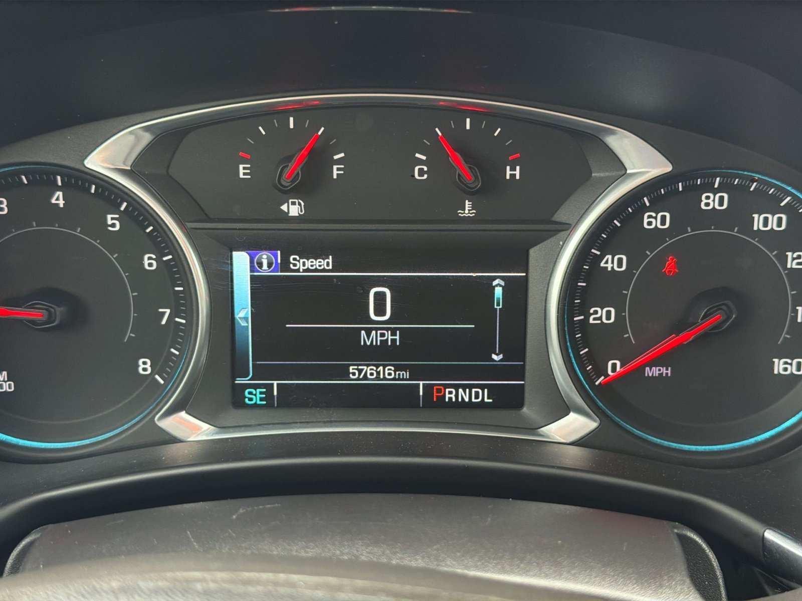 Used 2018 Chevrolet Equinox LT w/ Sun & Infotainment Package AWD/4WD image 17