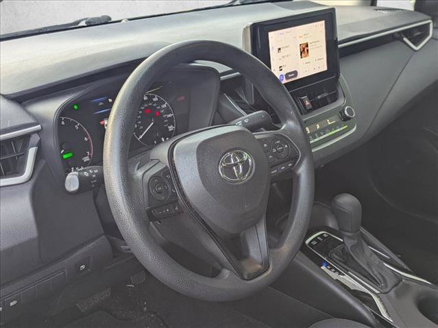 Used 2023 Toyota Corolla LE FWD image 9