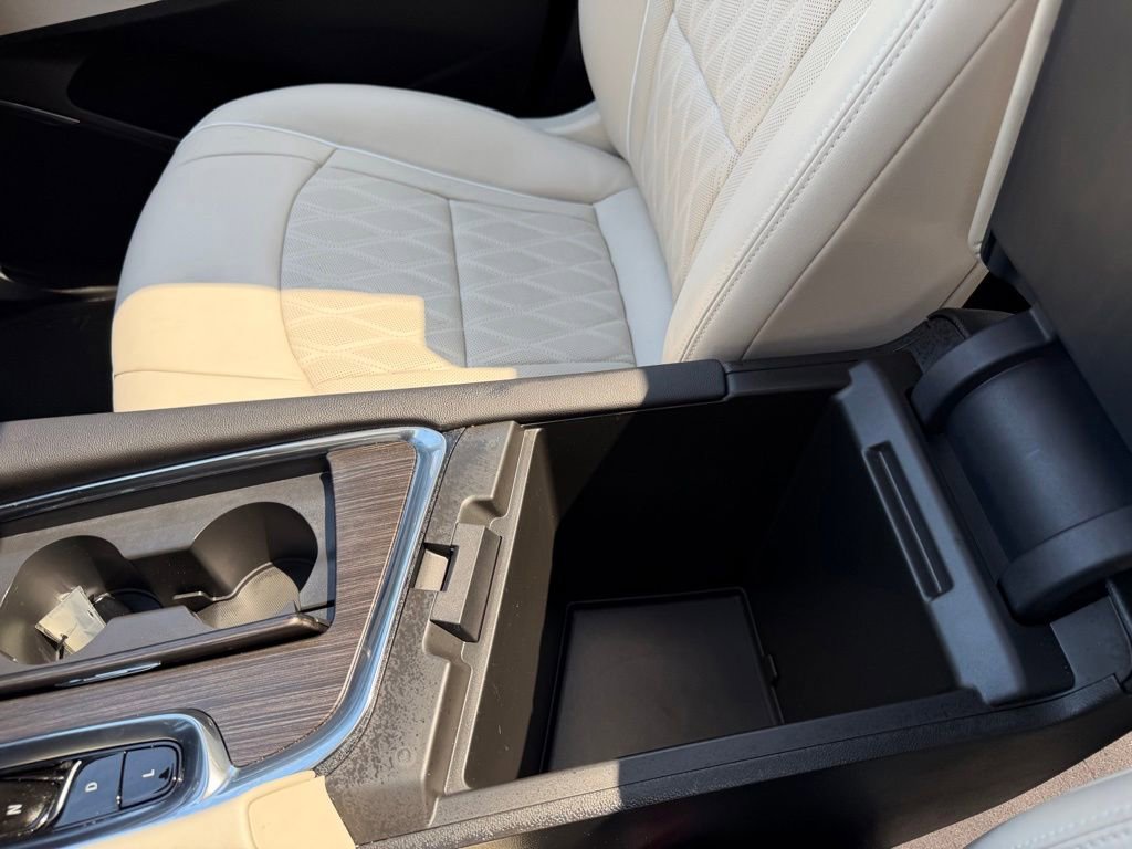 Certified 2023 Buick Enclave Avenir FWD image 35