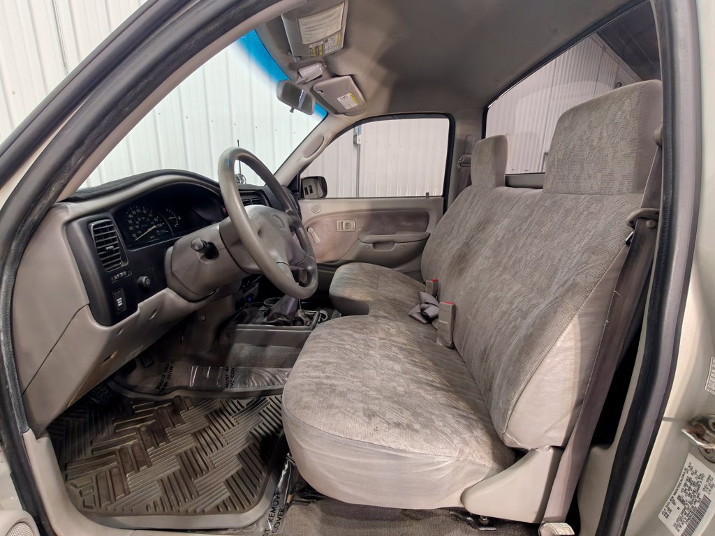 Used 2001 Toyota Tacoma 4x4 Regular Cab w/ Enhancement Pkg image 26