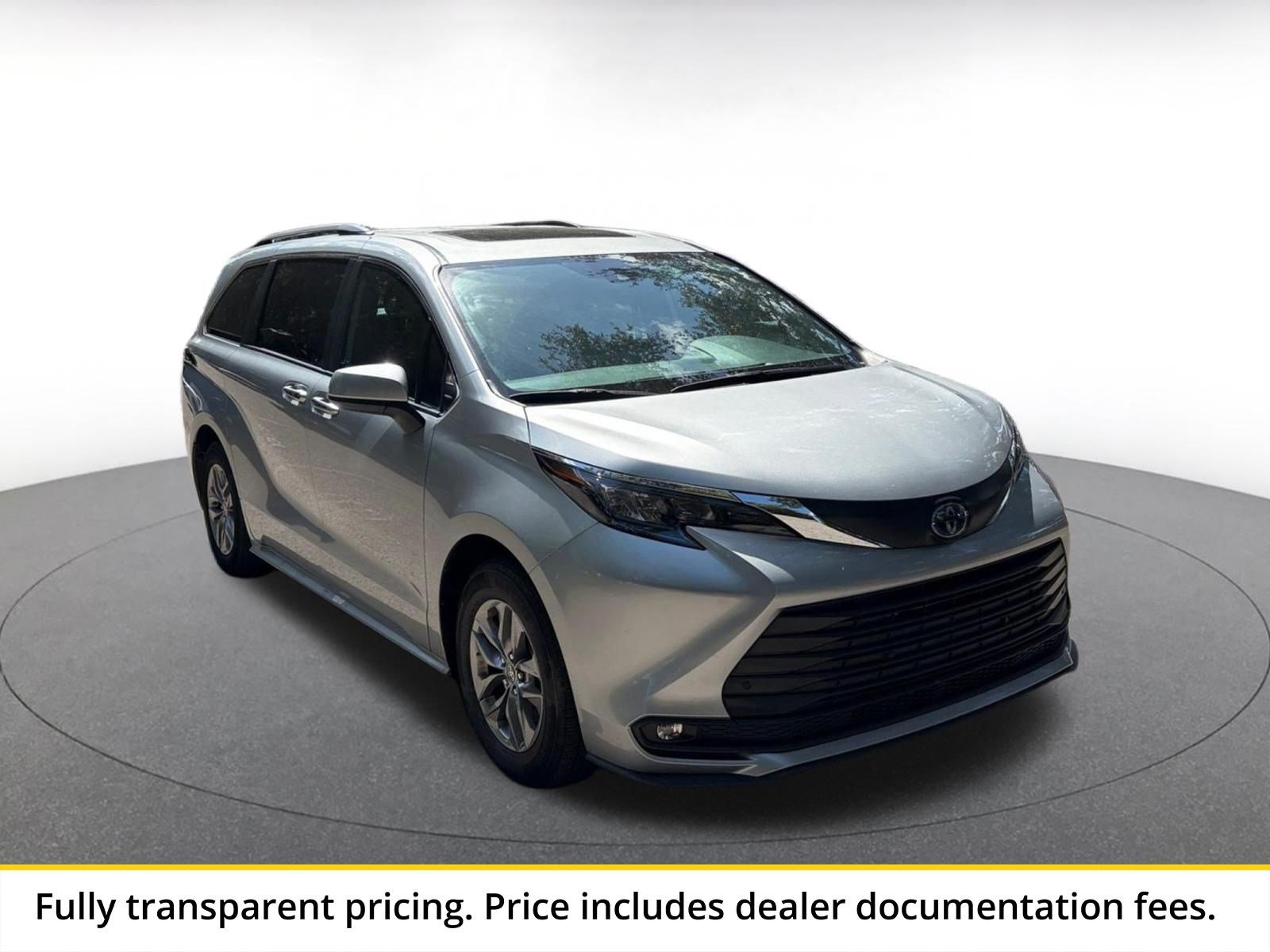 Used 2025 Toyota Sienna XLE