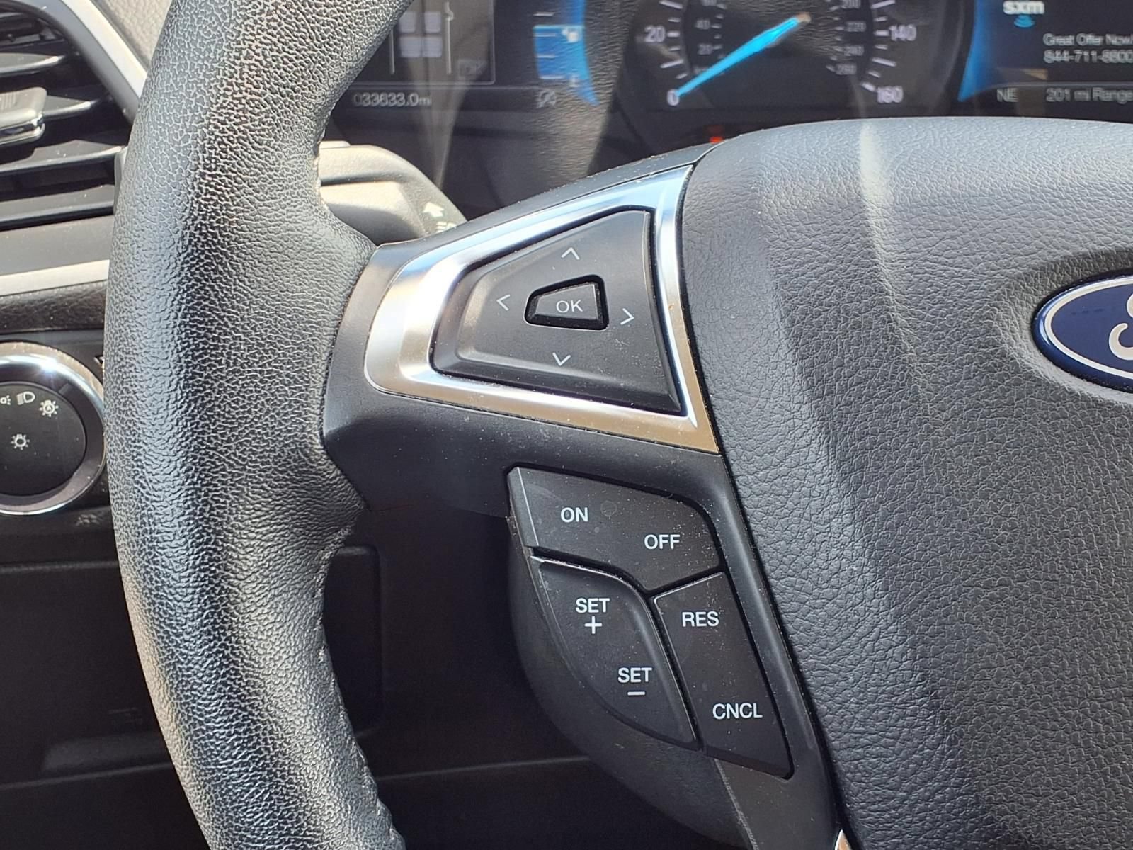 Used 2022 Ford Edge SEL w/ Convenience Package AWD/4WD image 15