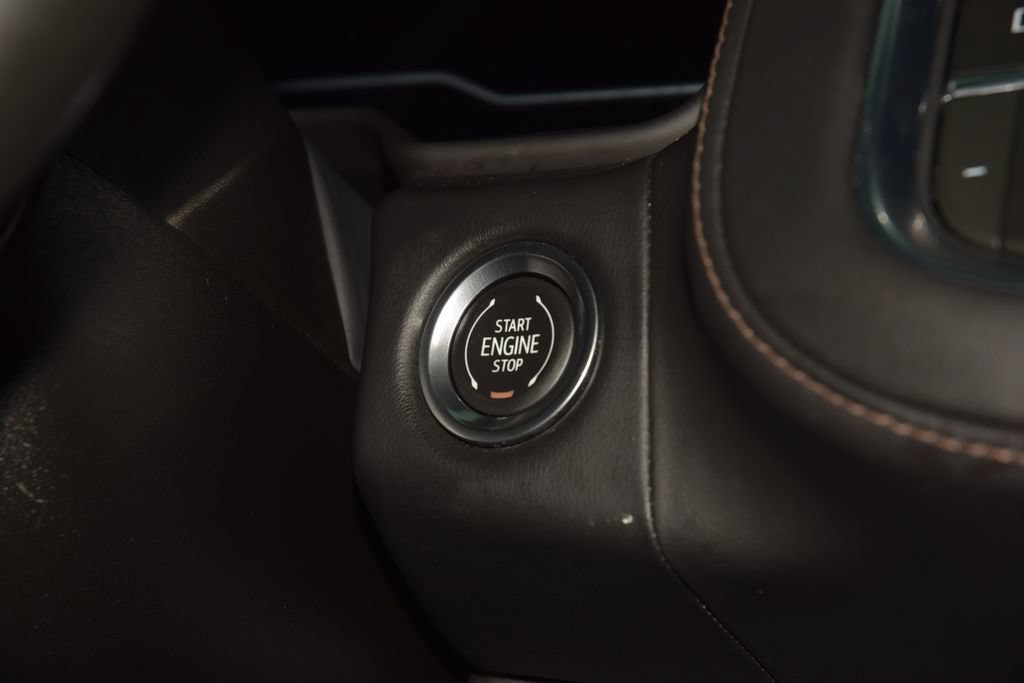 Used 2023 Chevrolet Tahoe High Country AWD/4WD image 34