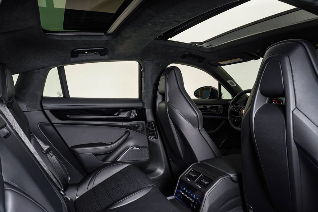 New 2026 Porsche Panamera GTS AWD/4WD image 16