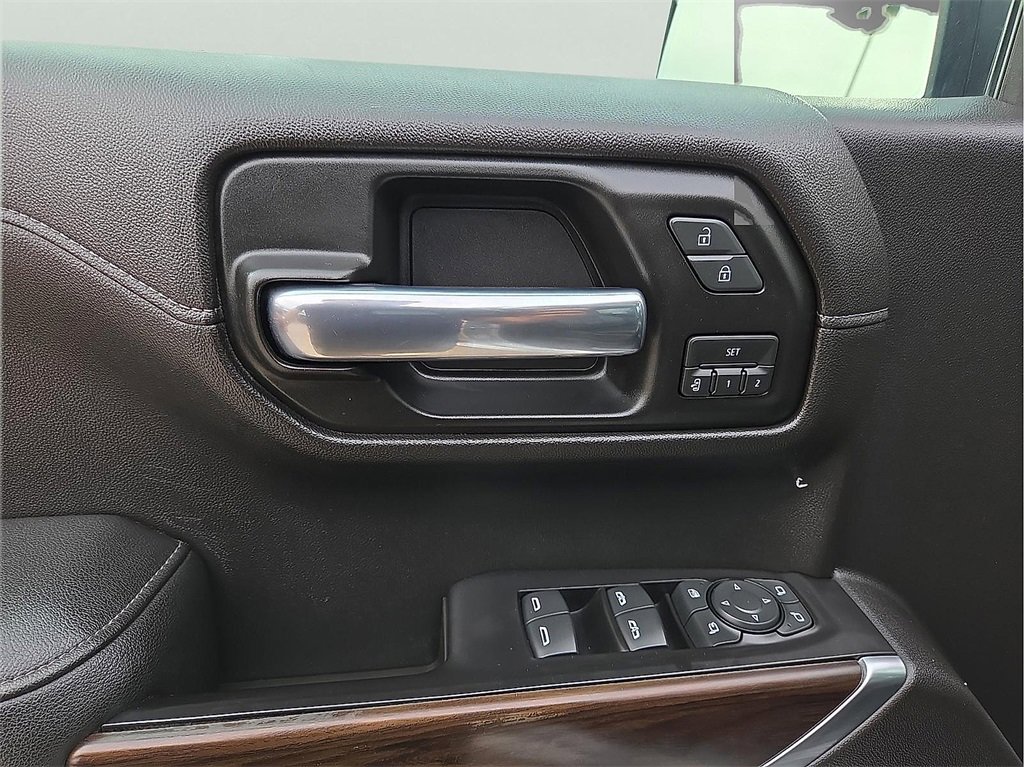 Used 2019 GMC Sierra 1500 SLT image 13