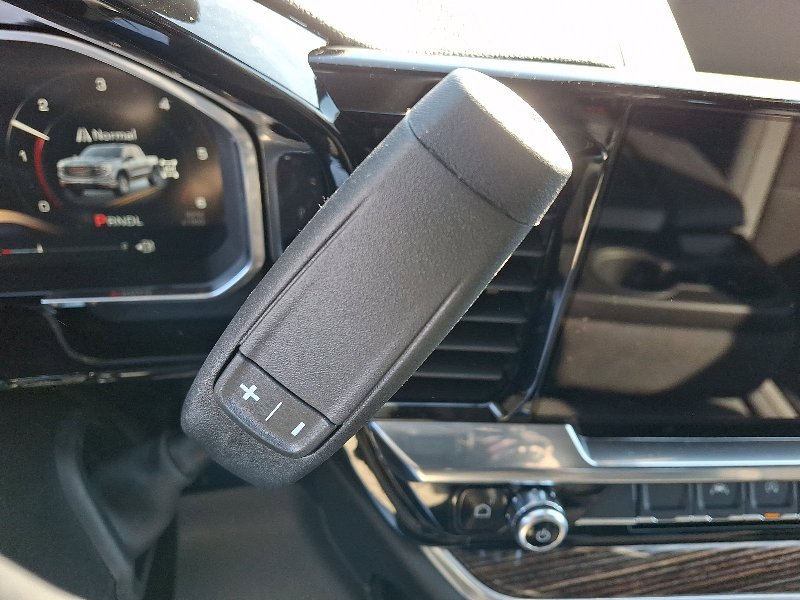 New 2026 GMC Sierra 1500 Elevation image 7
