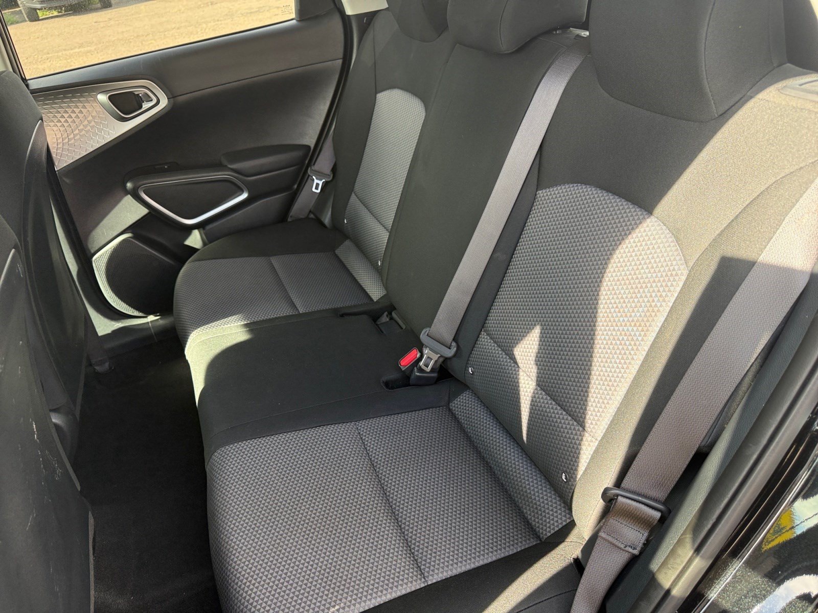 Used 2024 Kia Soul LX FWD image 17