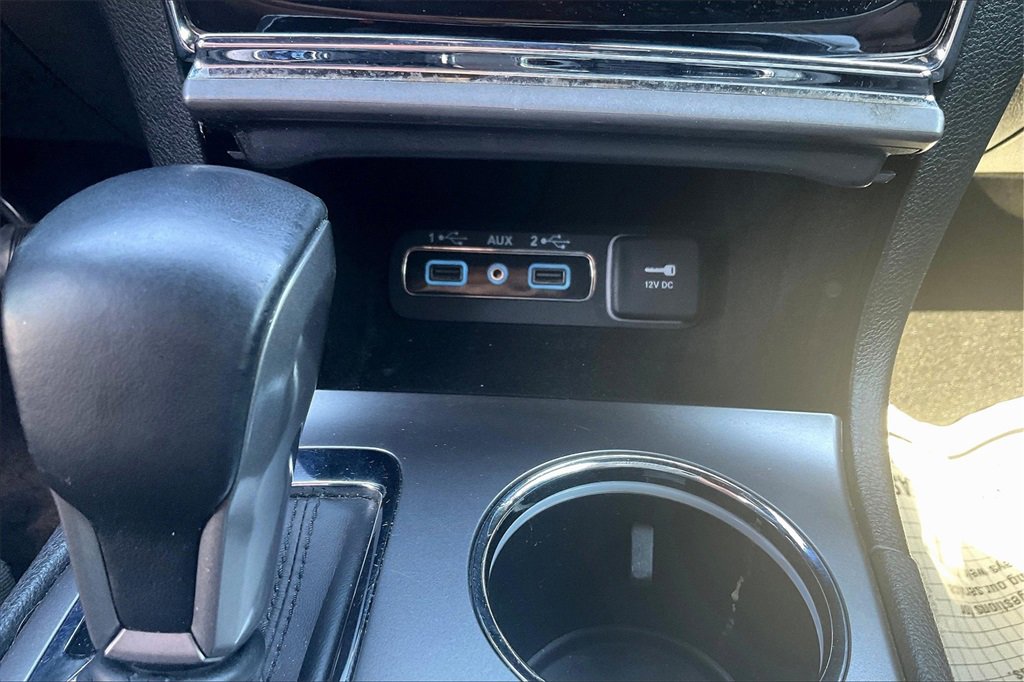 Used 2019 Jeep Grand Cherokee Laredo image 33