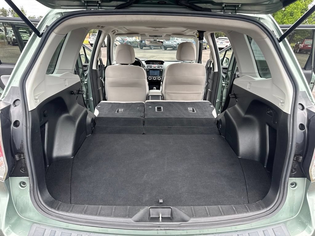 Used 2017 Subaru Forester 2.5i Premium AWD/4WD image 16