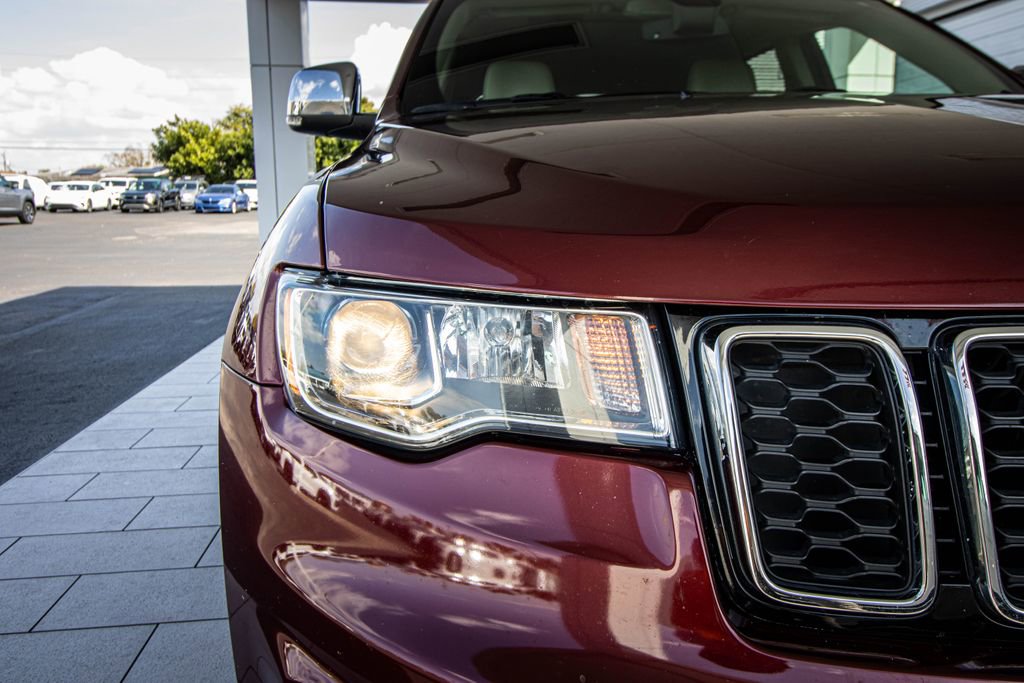 Used 2020 Jeep Grand Cherokee Limited image 5