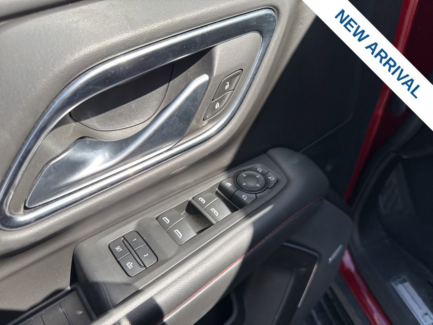 Used 2022 Chevrolet Tahoe RST w/ Luxury Package image 19