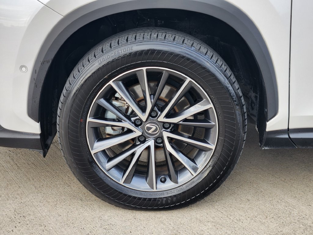Used 2024 Lexus NX 350h AWD w/ Vision Package image 10