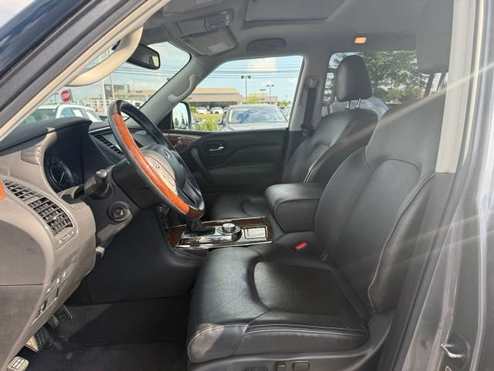 Used 2019 INFINITI QX80 Luxe w/ Proassist Package AWD/4WD image 17